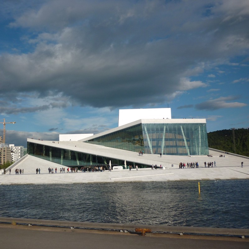 IgluCruise.Application.ViewModels.Shared.WebImageViewModel?.Description