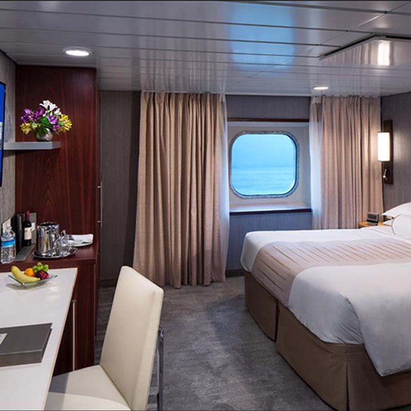 Cabins on Azamara Quest | IgluCruise