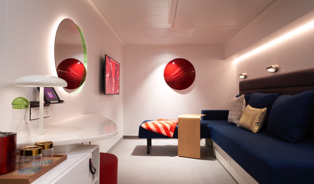 Overview of a Inside (Guarantee Cabin)