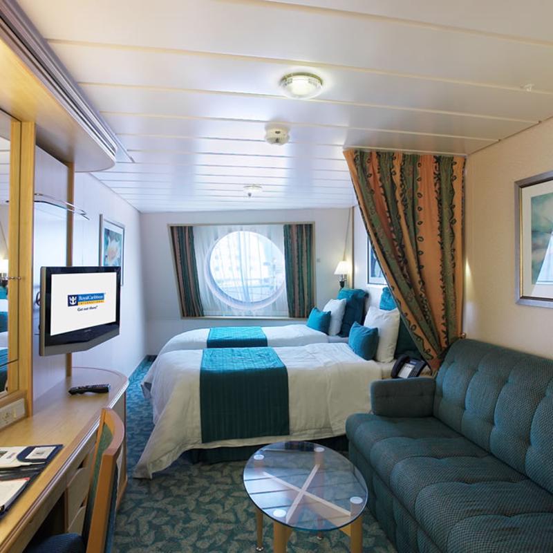 Cabins on Grandeur of the Seas | IgluCruise