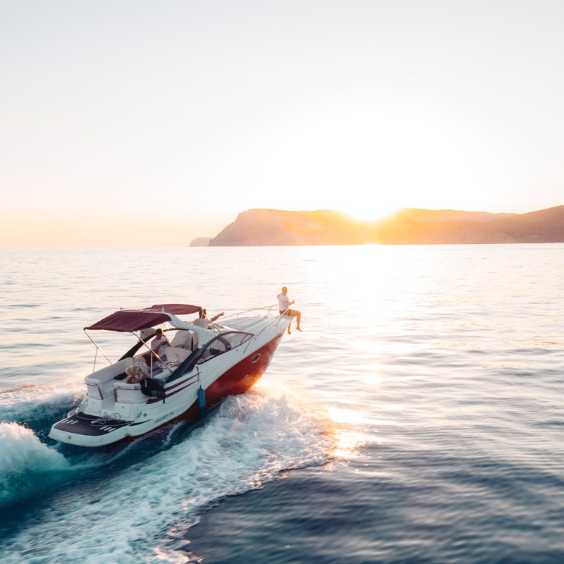 IgluCruise.Application.ViewModels.Shared.WebImageViewModel?.Description