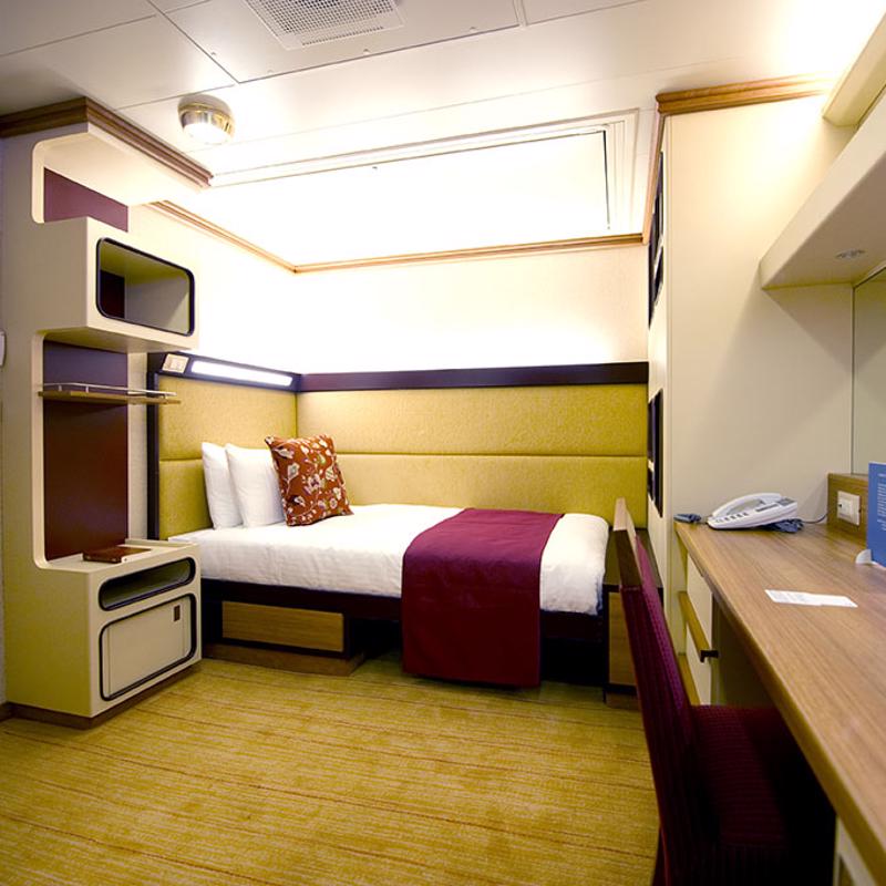 Cabins on P&O Azura | IgluCruise