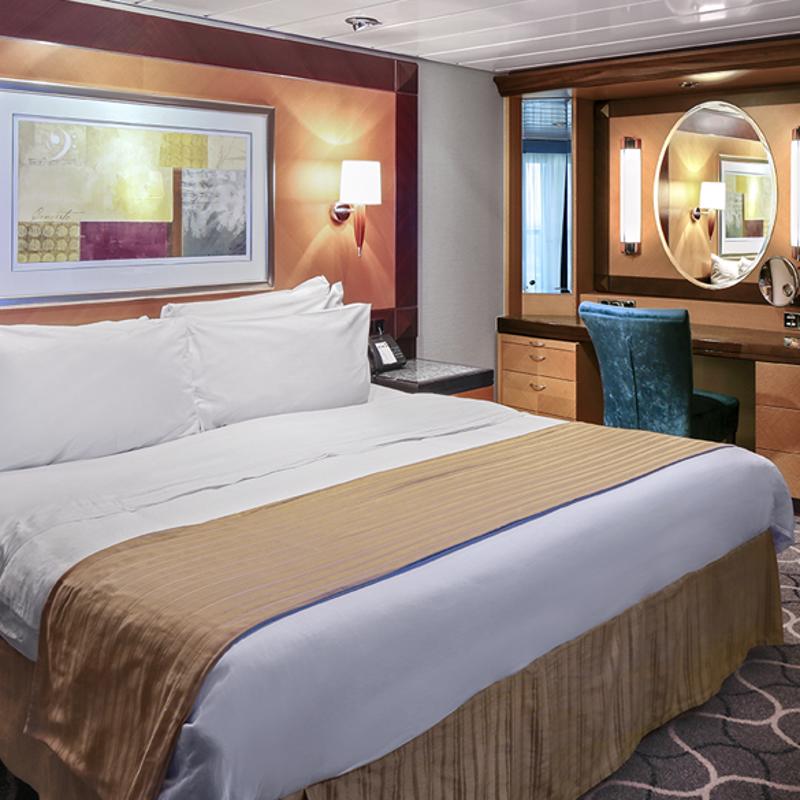 Owner's Suite - 1 Bedroom - Adventure of the Seas