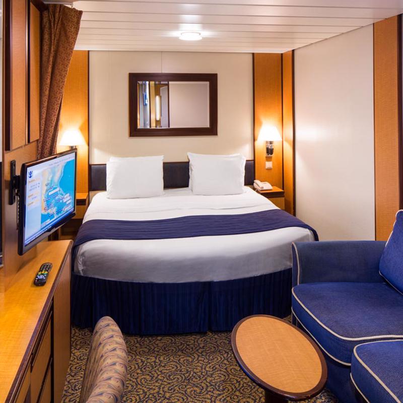 Cabins on Serenade of the Seas | IgluCruise