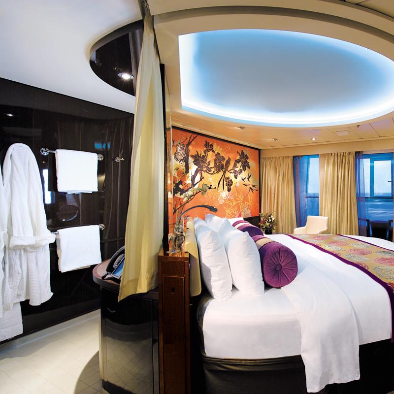 The Haven Aft-Facing Penthouse with balcony - Norwegian Epic
