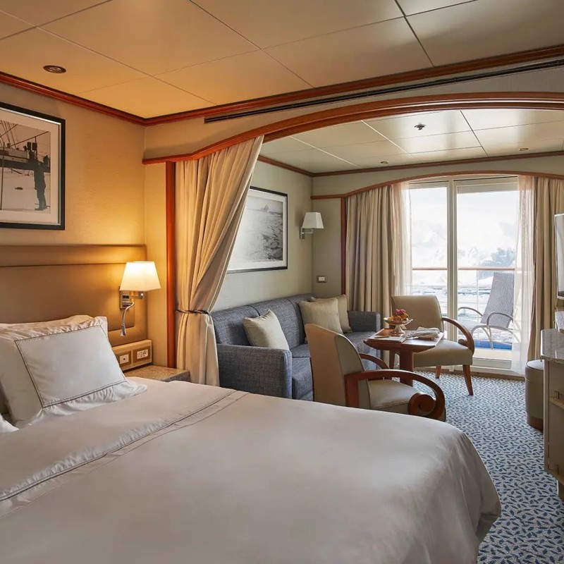 Midship Veranda Suite - Silver Wind