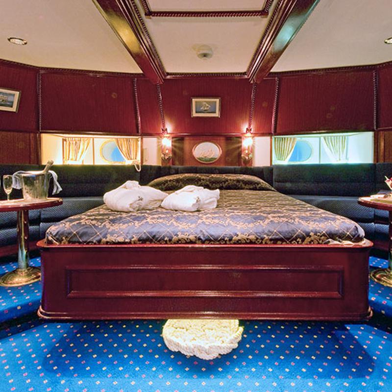Owner's Luxurious Large Outside Cabin - Star Clipper
