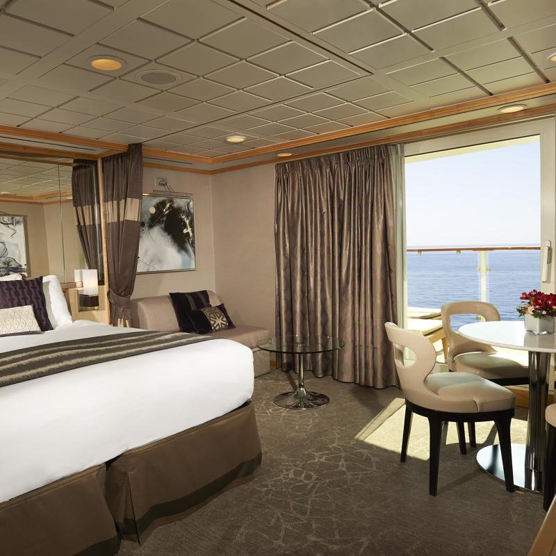 Aft-Facing Penthouse with Large Balcony-Norwegian Star 