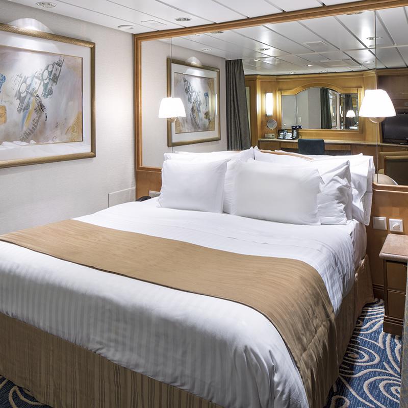 Owner's Suite - 1 Bedroom - Grandeur of the Seas