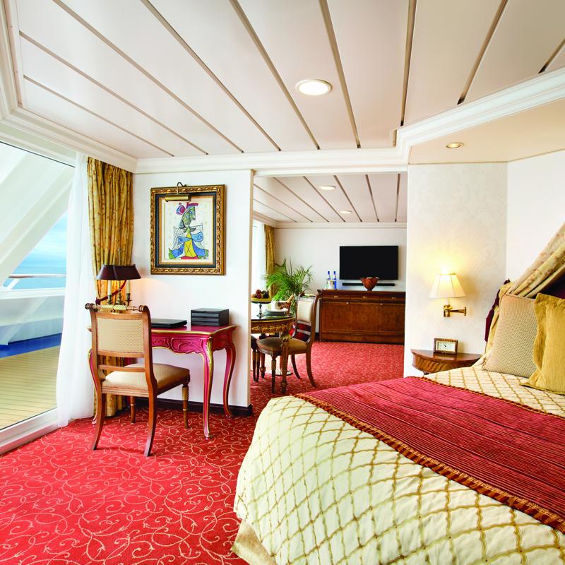 Owners Suite - Oceania Marina