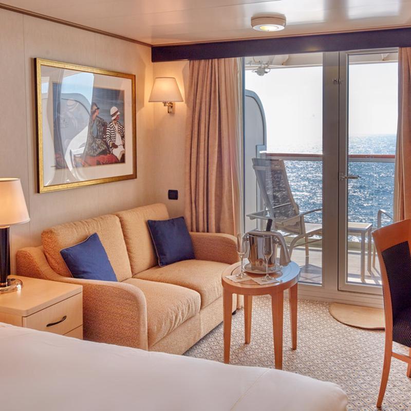 Club Balcony - Cunard Queen Elizabeth