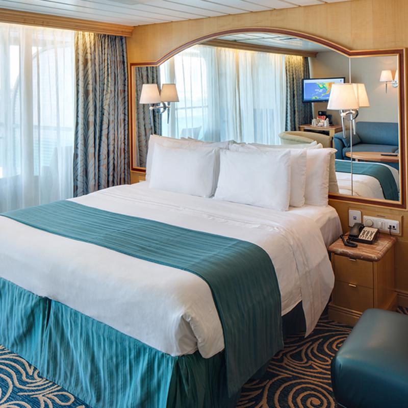 Grand Suite 2 Bedrooms-Vision of the Seas